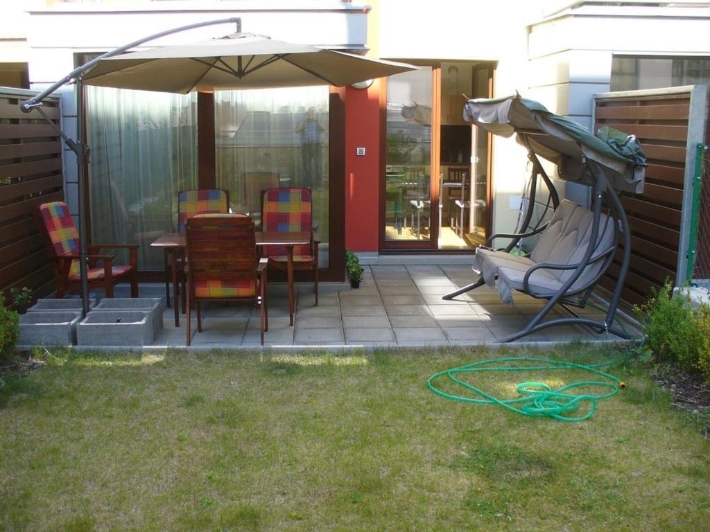 Garden Apartment With Garage In Central Prague Extérieur photo