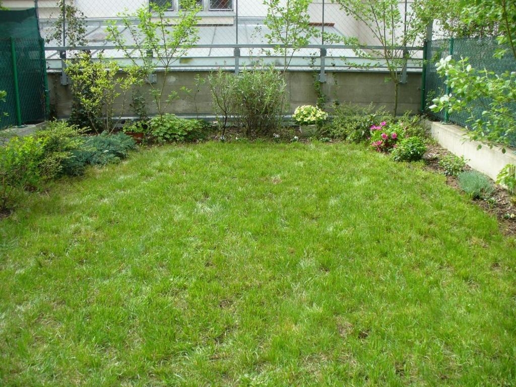 Garden Apartment With Garage In Central Prague Extérieur photo
